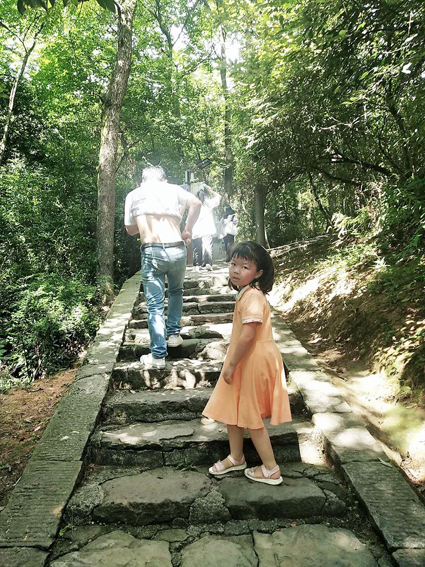 湖南泓冠旅游